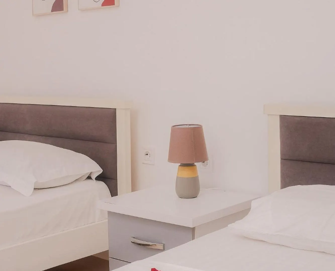 Ferienwohnung Rusha Family Qeparo Apartment